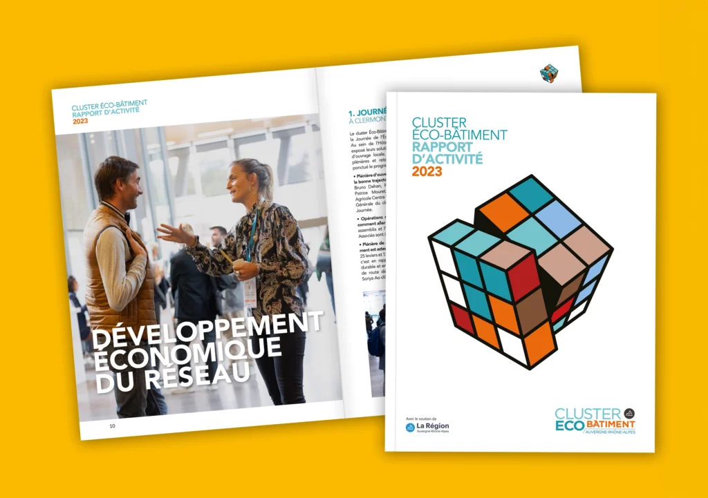 Couverture et pages intérieures du rapport d'activité 2023 du Cluster Éco Bâtiment, conception Agence Alkantara